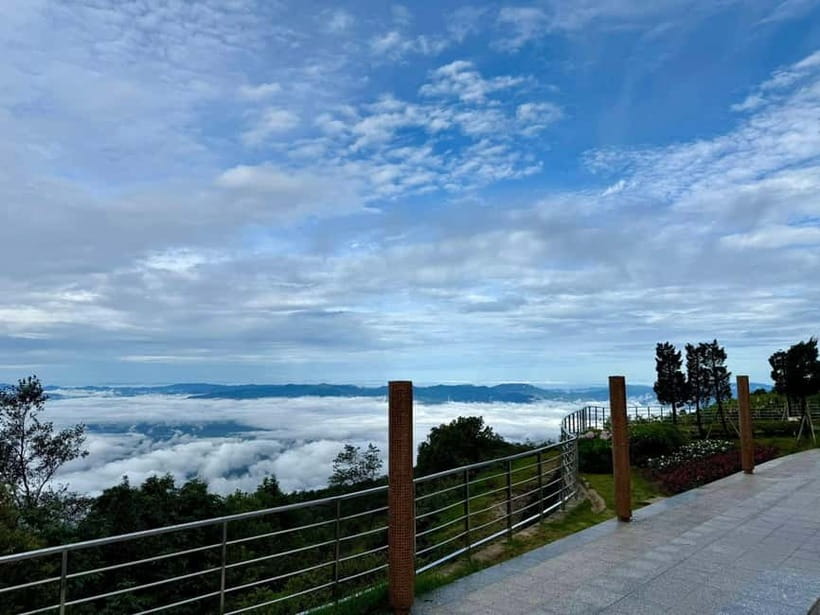 Chiang Mai: Doi Inthanon Park & 2 Hrs Trekking Pha Dok Siew - Karen coffee in Mae Klang Luang Village
