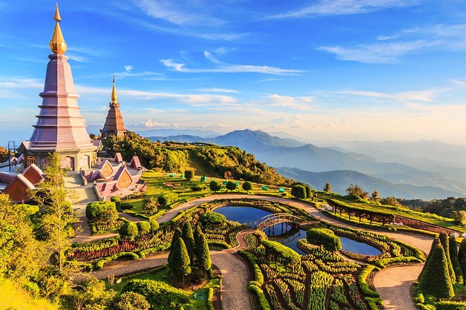 CHIANG MAI: Doi Inthanon-Trekking Keiw Mae Pan-Waterfall-Lunch - Reaching Thailand’s highest point