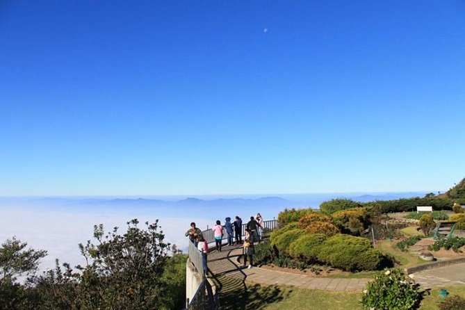 CHIANG MAI: Doi Inthanon-Trekking Keiw Mae Pan-Waterfall-Lunch - Hmong and Karen village visits