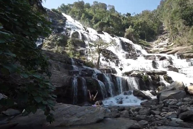 CHIANG MAI: Doi Inthanon-Trekking Pha Dok Seaw-Waterfall-Lunch - What the $44.60 price covers