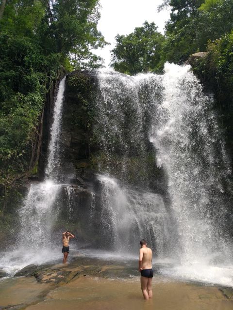 Chiang Mai: Elephant Sanctuary & Jungle Trek w/ Waterfall - Walking through the jungle to Mae Wang Waterfall