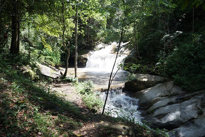 Chiang Mai Trekking Tour :Full day (no rafting) - A full day out of Chiang Mai