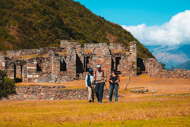 Classic Choquequirao Trek – 5 Days / 4 Nights - Day 5: Climbing back to Capuliyoc, then Saywite and Cconoc