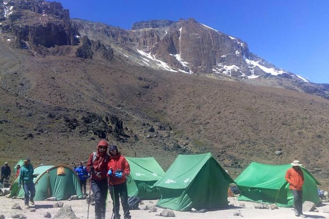 Climbing Kilimanjaro - Machame Route - Day 3: Lava Tower, altitude symptoms, and Barranco