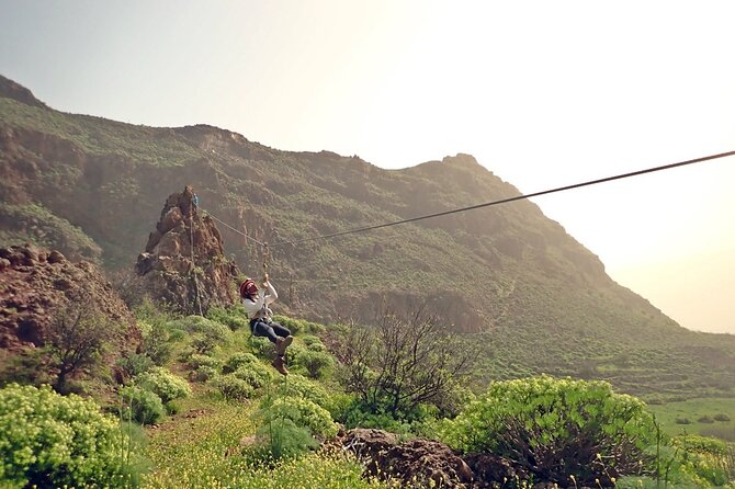 Climbing + Zipline + Via Ferrata + Cave. Adventure route in Gran Canaria - The via ferrata: short, scenic, and worth clarifying