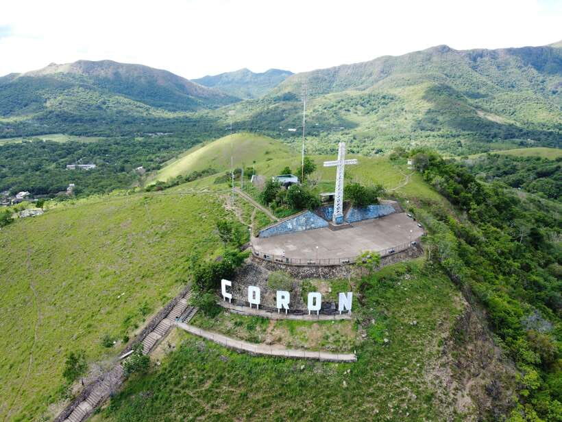 Coron Town Tour: Maquinit Hotspring & Mt. Tapyas Trekking - Climbing the 721 steps of Mt. Tapyas