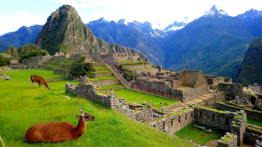 Cusco: 4-Day Inca Trail to Machu Picchu with Accommodation - Key points at a glance