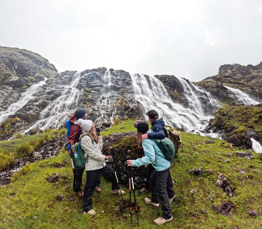 Cusco: 4-Day Lares Trek to Machu Picchu with Panoramic Train - Who should choose this trek