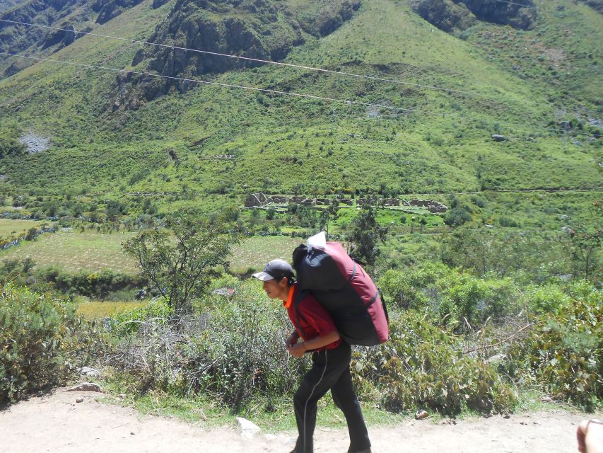 Cusco: Machu Picchu Inca Trail 4-Day Trek - Day three: Runcurakay, Sayacmarca, and Wiñayhuayna