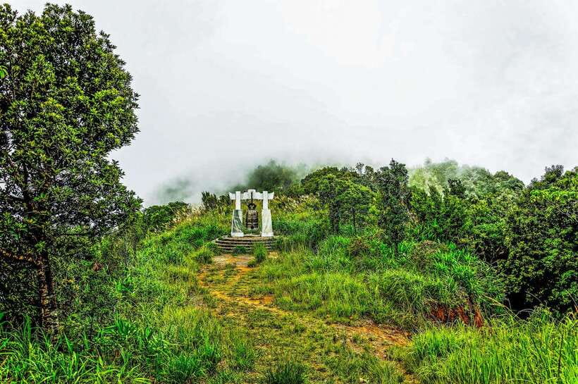Da Nang: Bach Ma National Park Trek And Beach Retreat - What the $118 price really covers