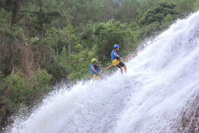 Dalat: Cloud Hunting & Sunrise Trekking to Hon Ho Mountain - What to bring for a comfortable morning
