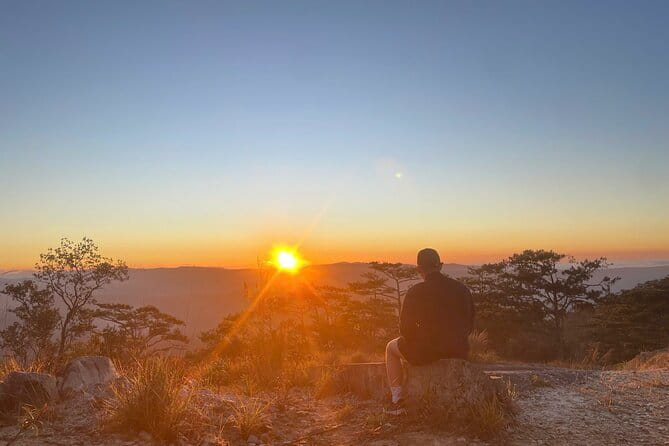 Dalat: Cloud Hunting & Sunrise Trekking to Hon Ho Mountain - What happens between the 4:00 am pickup and sunrise