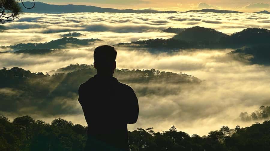 Dalat: Sunrise Trekking and Cloud Hunting experience - Photos and Small Personal Touches