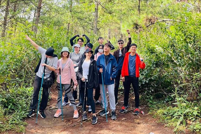 DALAT: Trekking Pinhatt & Sup/Kayaking Tuyen Lam Lake Tour - A picnic lunch beside the campsite and kayak station