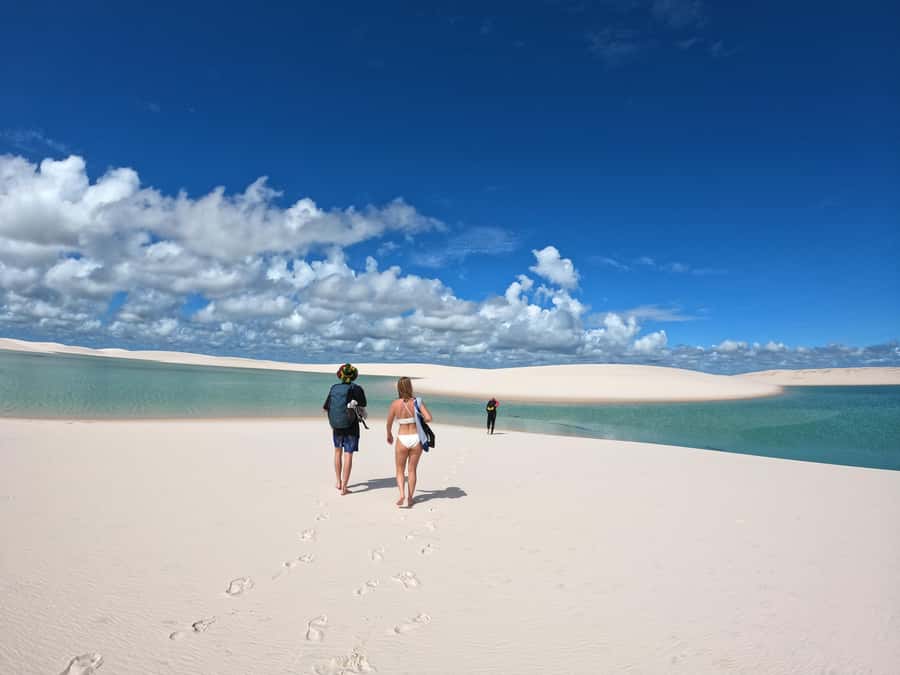 Day trekking in Lençóis Maranhenses - From Lagoa Azul into the dunes
