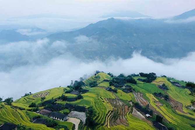 Discover the Beauty of Sa Pa: A One-Day Trek - Starting in Sa Pa and entering Muong Hoa Valley