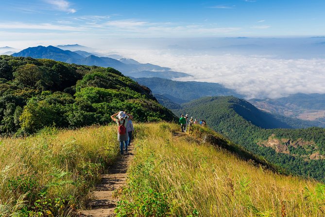Doi Inthanon National Park with Nature Trail Trekking 1-Day Tour - The early drive from Chiang Mai