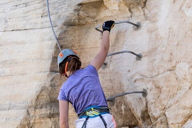 East Zion Elk Heart Cliffs Via Ferrata and Rappelling (3Hr) - Two rappels and a small white-rock slot canyon