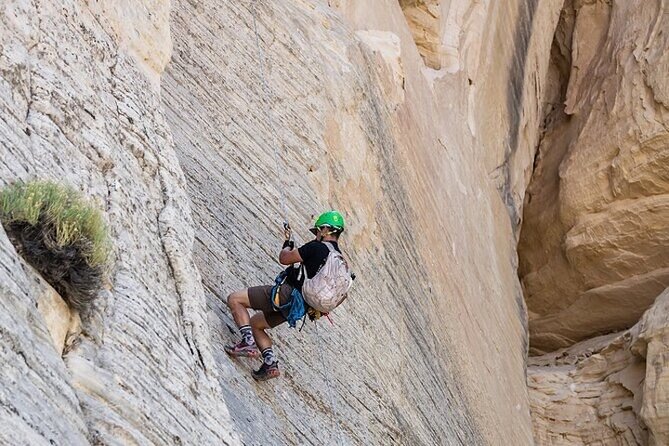 East Zion Elk Heart Cliffs Via Ferrata and Rappelling (3Hr) - Clothing, shoes, and physical demands