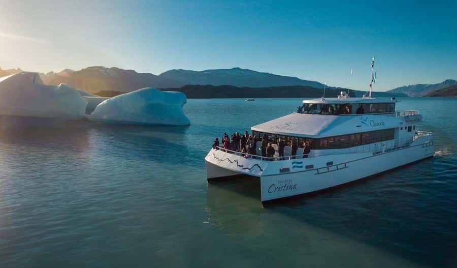 El Calafate: Glacier Cruise & Trekking at Estancia Cristina - What to expect at the Upsala channel