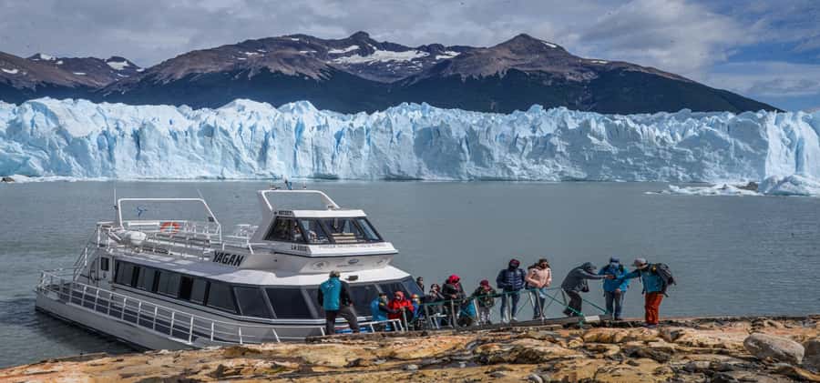 El Calafate: Safari Azul Los Glaciares Trekking Tour - Who should choose this glacier day