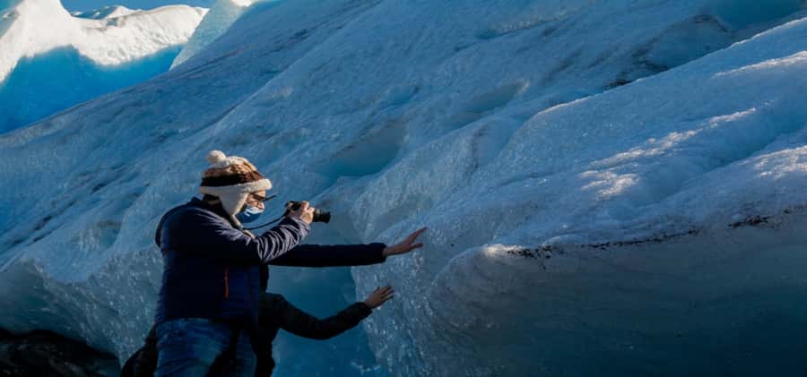 El Calafate: Safari Azul Los Glaciares Trekking Tour - The 1.5-hour road from El Calafate