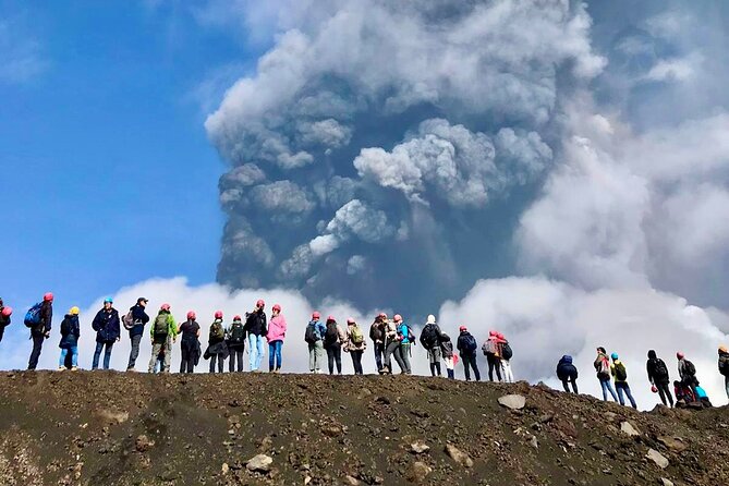 Etna excursion 3000 meters with 4x4 cable car and Trekking - Returning by foot and cable car