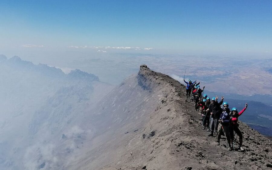 Etna: summit craters trekking with volcano guide 3350mt - The Central Crater and the 3,350-meter high point