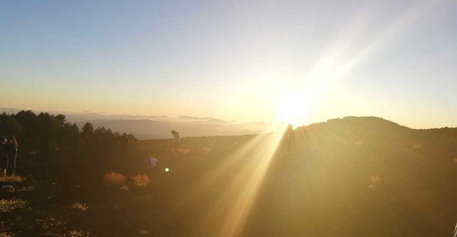 Etna Sunset Tour: Volcano trek, Cave & tasting from Catania - Key points to know before booking