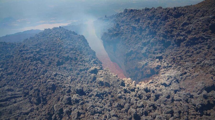 Etna: Trekking to the summit craters at 3340 meters - The two-hour climb to Etna’s summit