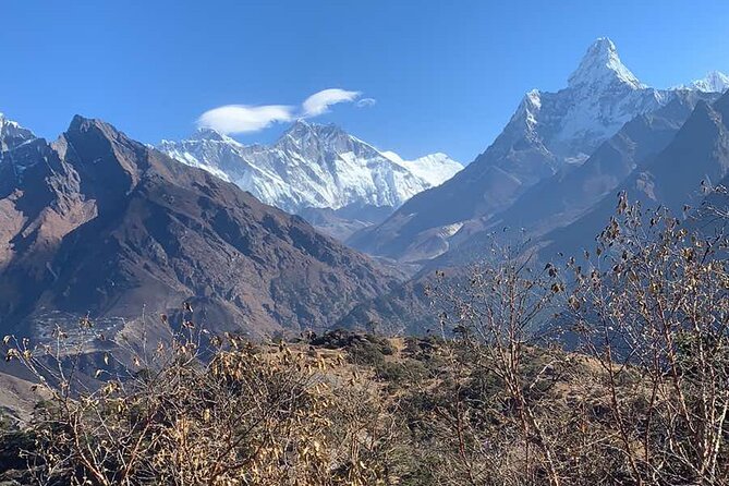 Everest Base Camp Helicopter Tour landing at Everest View Hotel - The Everest Base Camp and Kala Patthar flyover