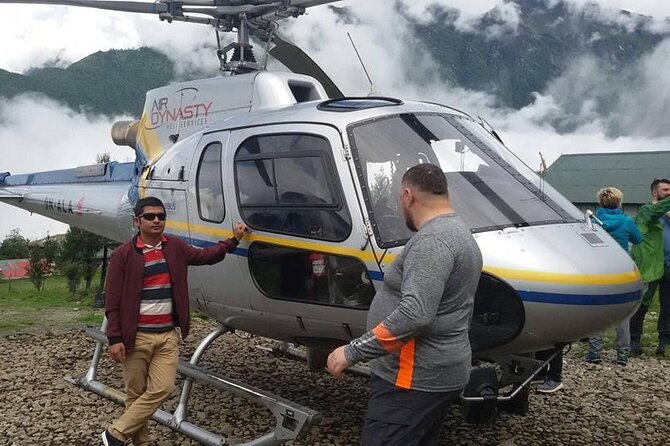 Everest Base Camp Landing by Helicopter at kalapathar View Point - Flying toward Everest Base Camp