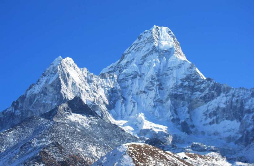 Everest Base Camp Short Trek- 12 Days - The support system and solo suitability