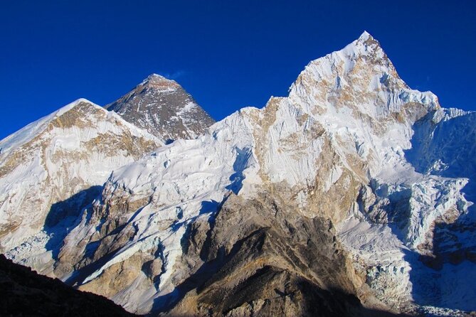 Everest Base Camp trek 12 days from Kathmandu - Day 1: Lukla to Phakding