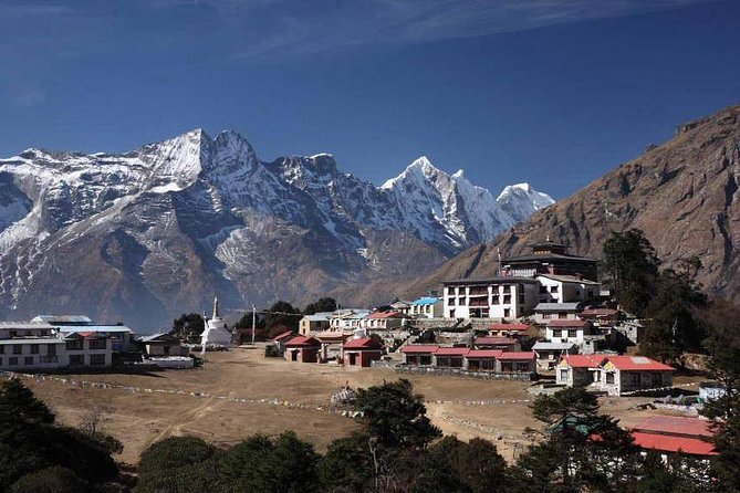 Everest Base Camp Trek 12 Days - Lukla Flight and the First Walk to Phakding