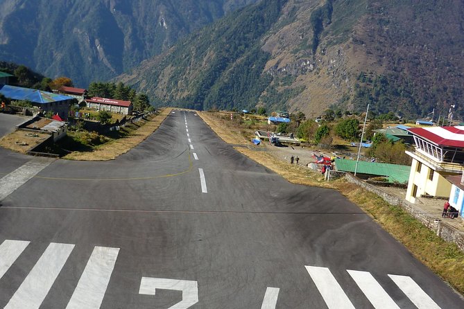 Everest Base Camp Trek 16 Days - Fitness, altitude, and the daily reality