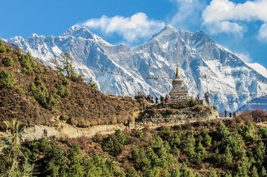 Everest Base Camp Trek: A short EBC Trek to Iconic Himalaya - Day 2: Phakding to Namche Bazaar, the first serious climb