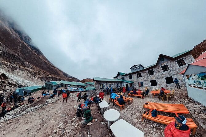 Everest Base Camp trek with Helicopter return 9 days - Why the helicopter return changes the Everest trek