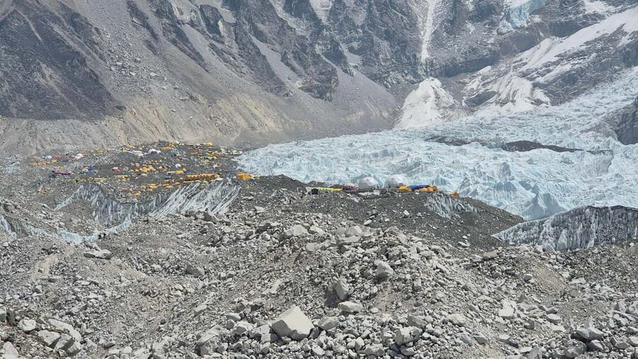 Everest Scenic Mountain Flight (Review Exclusion Section) - A 6:15 AM flight toward Everest