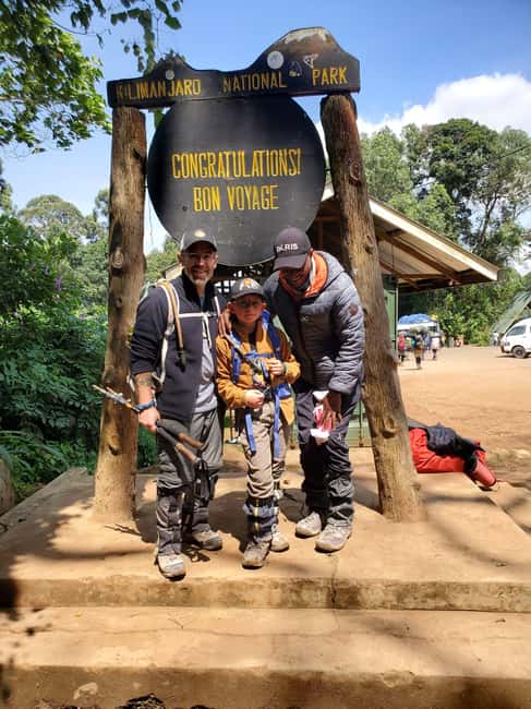 From Arusha/Moshi: Kilimanjaro Hike Marangu Route Day Trip - Who should choose this route?