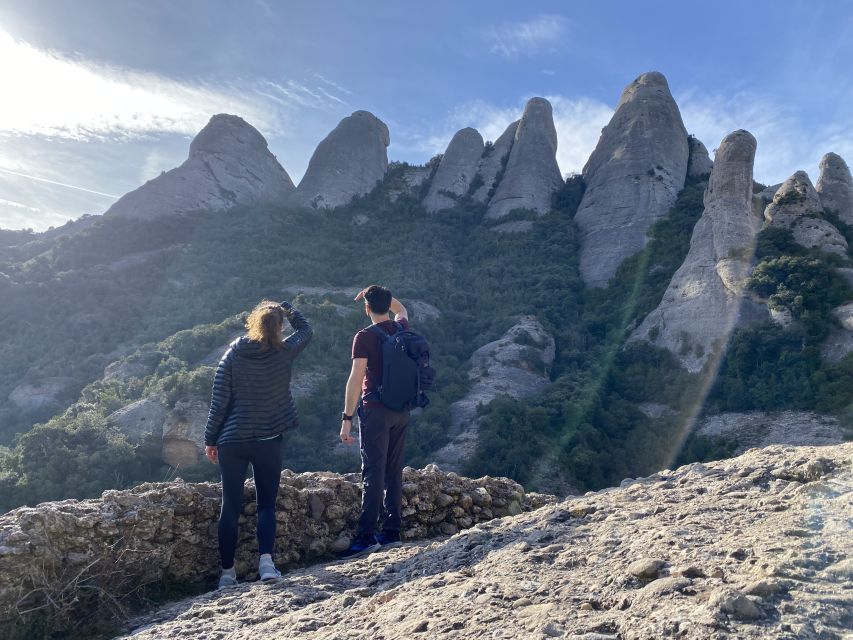 From Barcelona: Montserrat Monastery & Scenic Mountain Hike - The final 45 minutes around the market