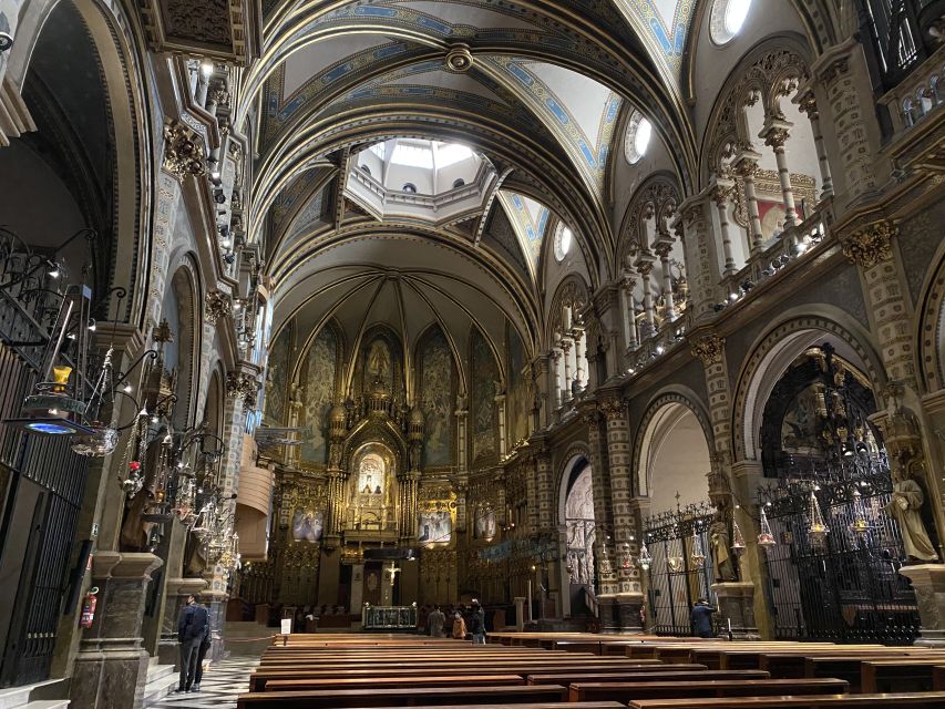 From Barcelona: Montserrat Mountain Hike and Abbey Tour - The one-hour drive from Barcelona