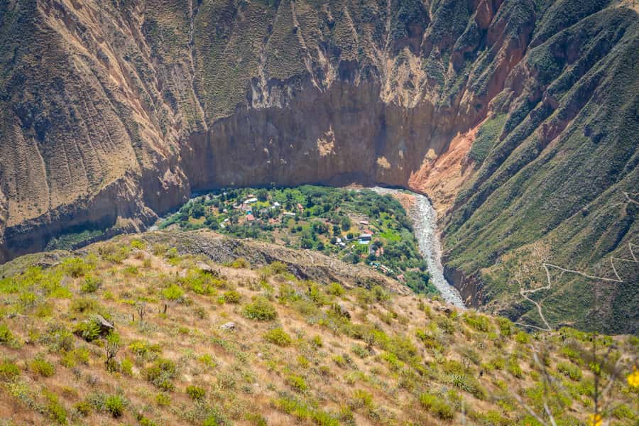 FROM CABANACONDE: 2 DAY COLCA TREK START AT 8:30 IN THE MORNING - Why this two-day Colca trek works well