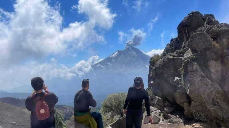 From CDMX: Trekking to Iztaccihuatl Volcano accompanied by a mountaineer - Who should book this Iztaccihuatl hike?