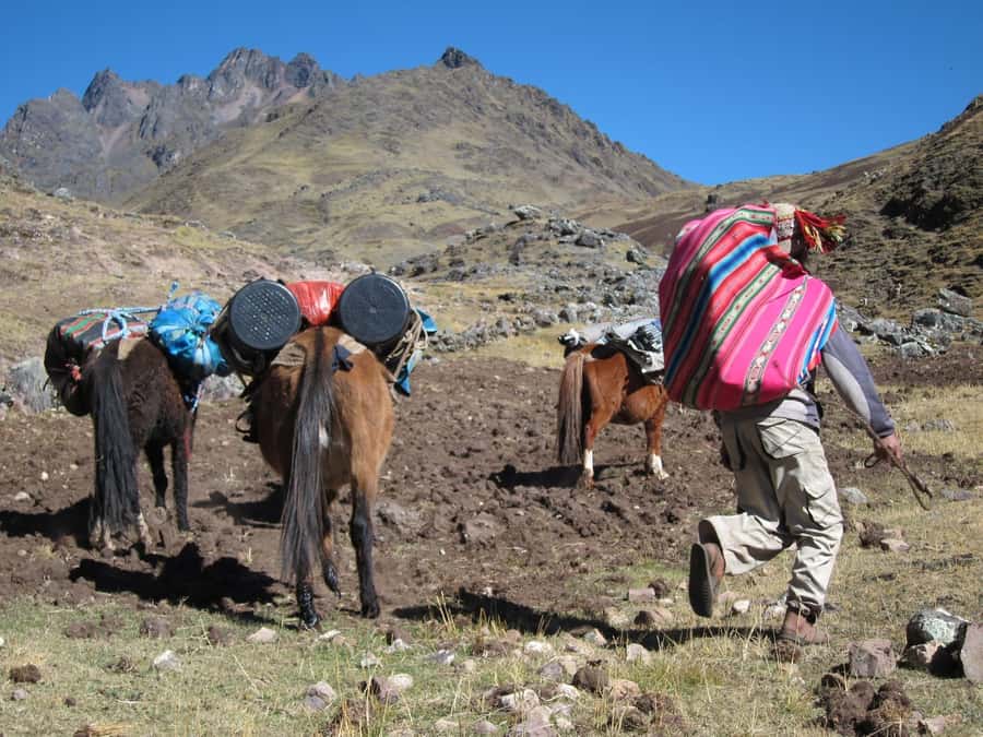 From Cusco: 7 Lakes Ausangate Trek with Breakfast and Lunch - Lunch and the Pacchanta hot springs