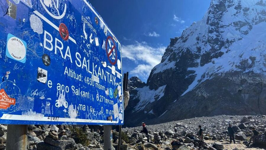 From Cusco: Salkantay trek 5 days/4 nights meals included - Day four: Lucmabamba, Llactapata, and the railway walk
