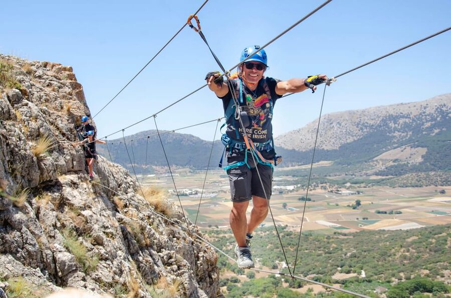 From Granada: Climb Zafarraya's 'Via Ferrata John Hogbin' - Key points at a glance