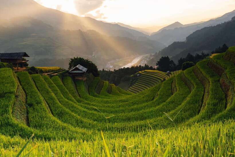 From Hanoi: 1-day Sapa Trekking Tour With Overnight Bus - Breakfast before the trail