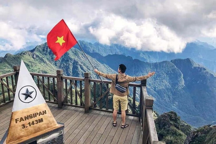 From Hanoi: 2-Days Sapa Trek Lao Chai/Cat Cat, Fansipan Peak - Pick Cat Cat or Lao Chai and Ta Van