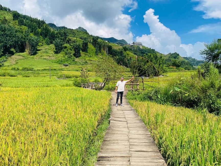 From Hanoi: 2-Days Sapa Trekking Tour Lao Chai and Cat Cat - Cat Cat village and the 3-kilometer waterfall walk